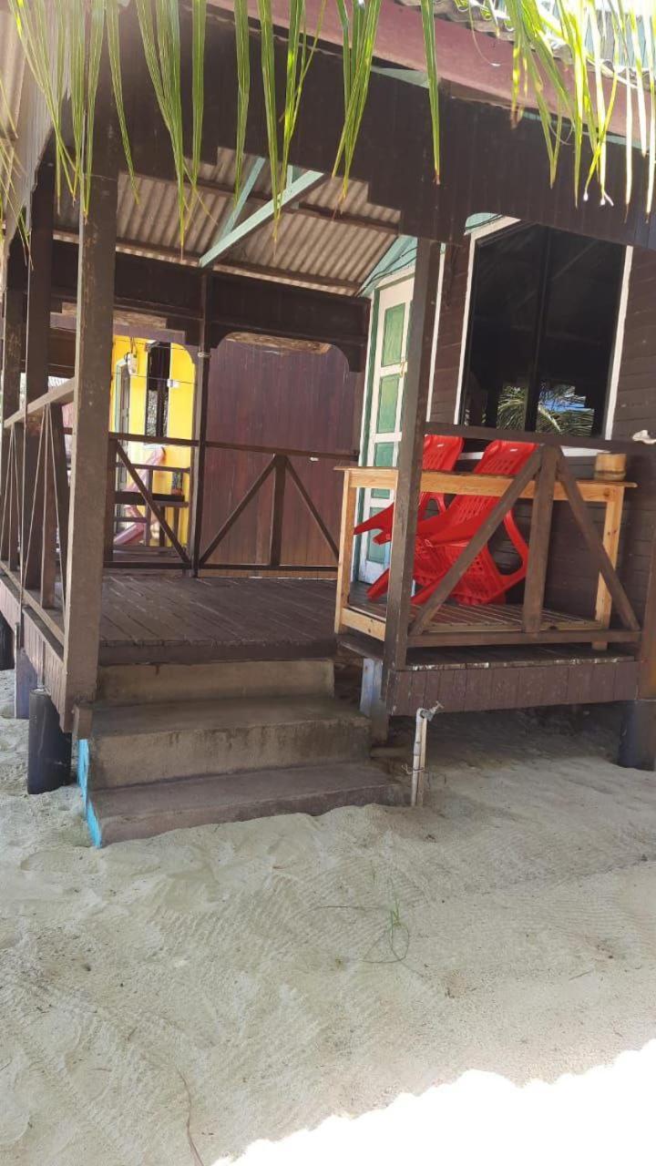 Rainbow Tioman Cottage Kampong Juara Εξωτερικό φωτογραφία