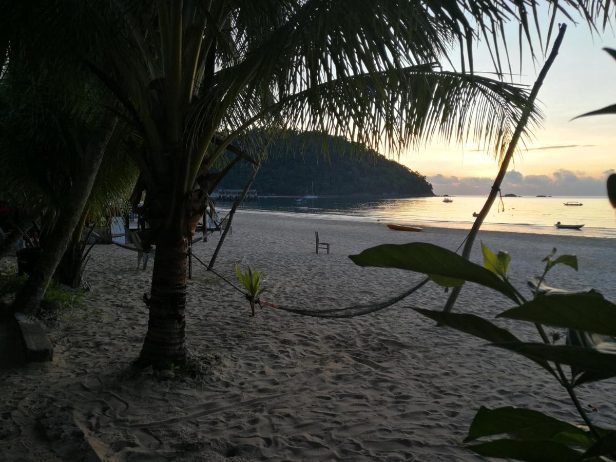 Rainbow Tioman Cottage Kampong Juara Εξωτερικό φωτογραφία